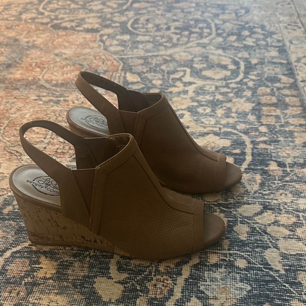 Life Stride Tan Wedge Sandals